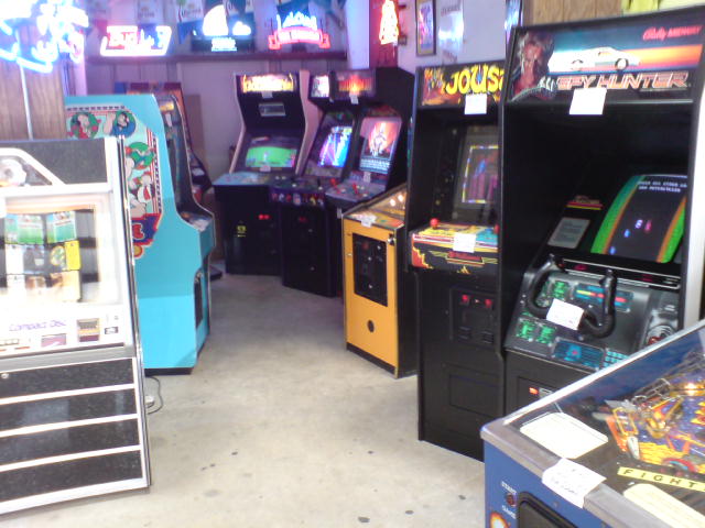 Assorted Arcade Machines